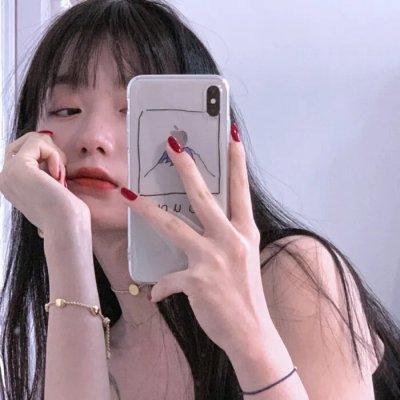湖畔的女人们